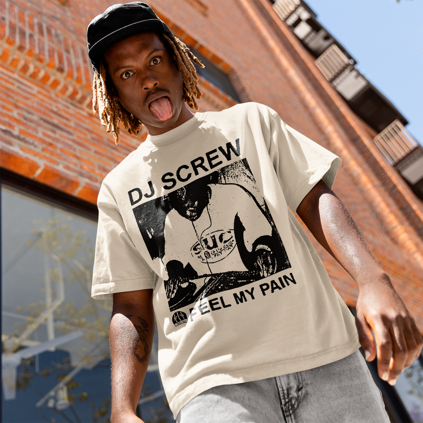 Fan wearing DJ Screw – Feel My Pain T-Shirt